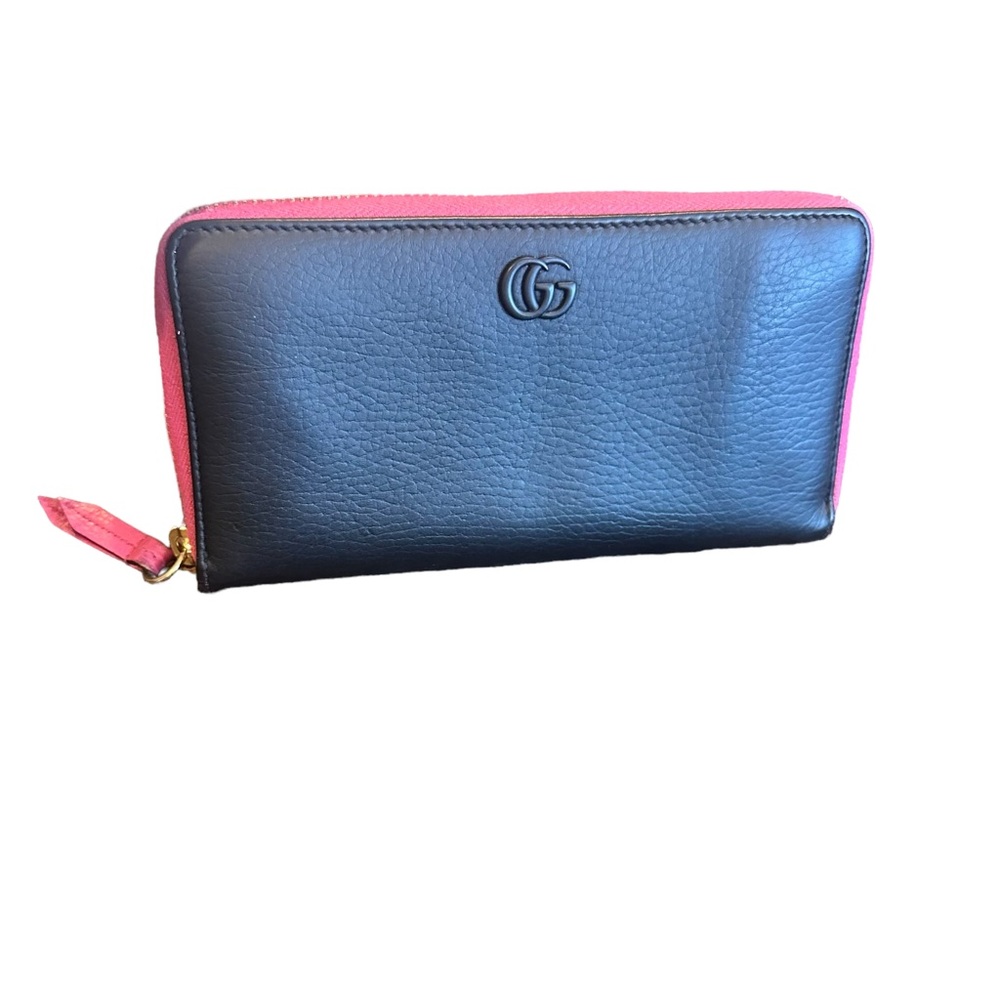 SOLD Gucci Marmont Zip Around Long Wallet Black & Hot Pink Fuschia with COA